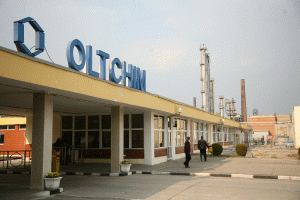 Guvernul nu mai acordă ajutoare Oltchimului, invocând că angajaţii au primit salariile